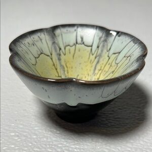 Asian Handmade Elegant Artist Tea Cup in Black and Cream NEW